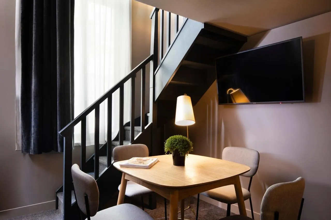 Rayz Eiffel Aparthotel 3*